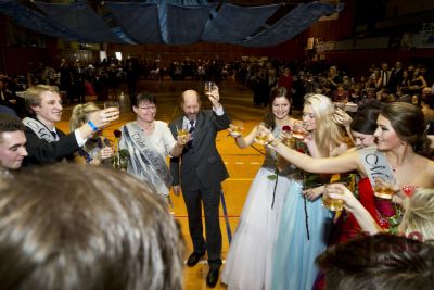 Maturitní ples 4. ročníku Gymnázia Tanvald obrazem