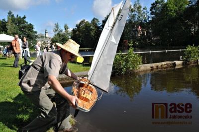 Novoveské koupaliště opět v obležení modelářů