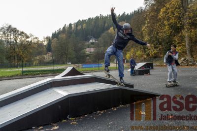V Tanvaldě zprovoznili nový skatepark V Tanvaldě zprovoznili nový skatepark