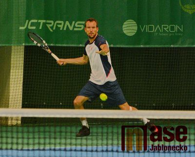 Nasazená osmička tenistů Nad Prosečí jde dál