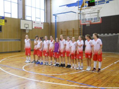 Žákyně U 15 potvrdily vedení v basketbalové divizi