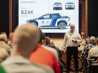 Horská služba převezme osm nových elektromobilů