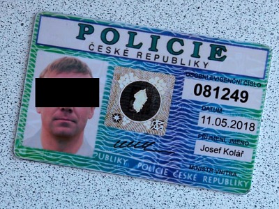 Pozor na podvodníky vydávající se za policisty!