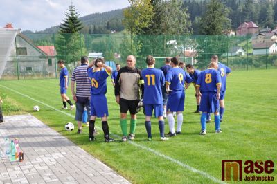 Albrechtice vezou z Hamrů bod