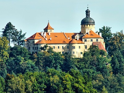 Co zažijí návštěvníci na hradech a zámcích o prázdninách?