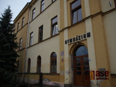 Schváleno. Jablonec přijde o osmileté Gymnázium U Balvanu