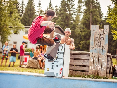 Skejťáci uspořádali podruhé závod v Harrachově