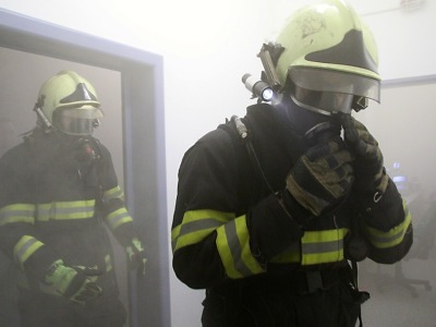 Hasiči cvičili na jabloneckém polygonu