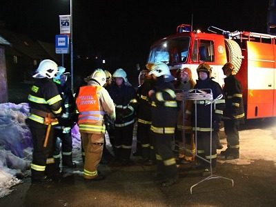 Noční cvičení složek IZS proběhlo v Bedřichově za účasti vrtulníků