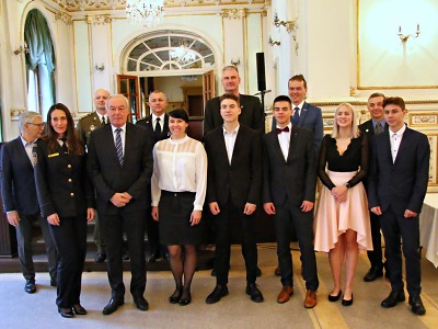 Ředitel HZS Libereckého kraje popřál oceněným mladým hrdinům