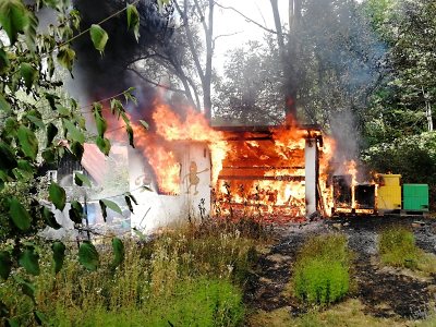 Hasiči kontrolují kvůli nebezpečí požárů kempy, chaty i zemědělce