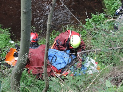 Krajští hasiči zachraňovali muže z Černé Nisy i paraglidistu na Kozákově