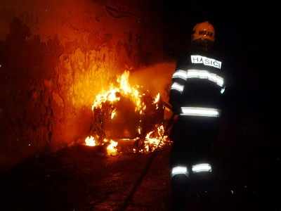 Rachejtle popálila i čtyřletého chlapce