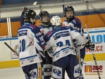 Dorostenci vyválčili pouze bod