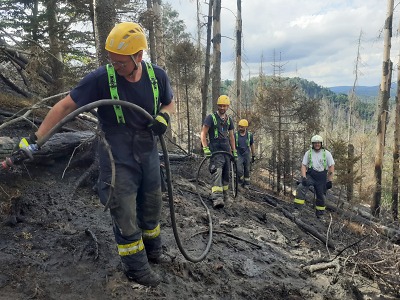 Autor foto:HZS Libereckého kraje Hřensko rok po požáru. Spolupráce mezi hasiči fungovala skvěle