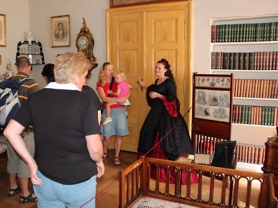 V červenci vás čekají Móda sedmi staletí na Rohozci či šermíři na Bezdězu