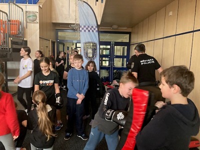 Iron Fight Night spojil sport a prevenci 