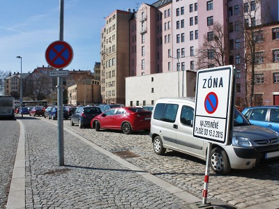 Parkoviště na Ovocném trhu v Jablonci obsadí od půlky března trhovci