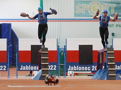 Hasiči z celé republiky závodili na Jablonecké hale 2022