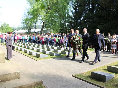 Výročí konce války uctili v Jablonci politici i děti