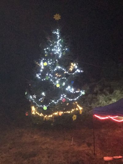 Jindřichovští v sobotu rozsvítili vánoční stromek