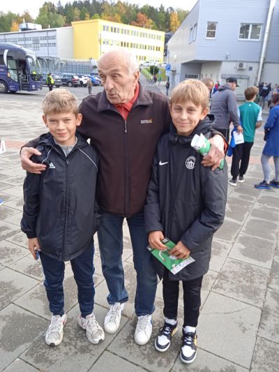Autor foto:Archiv redakce Jirka Zemler oslavil 85!!!