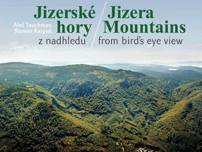 Aleš Tauchman a Roman Karpaš pokřtili knihu Jizerské hory z nadhledu
