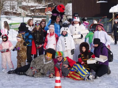 Takový byl letošní karneval na ledě v Tanvaldu