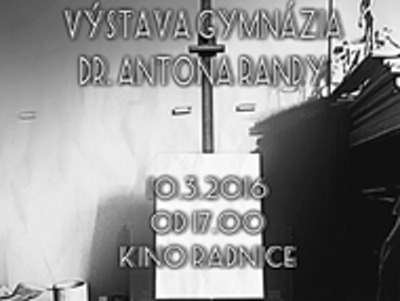 Nová výstava v Kině Radnice patří studentům gymnázia Dr. Randy