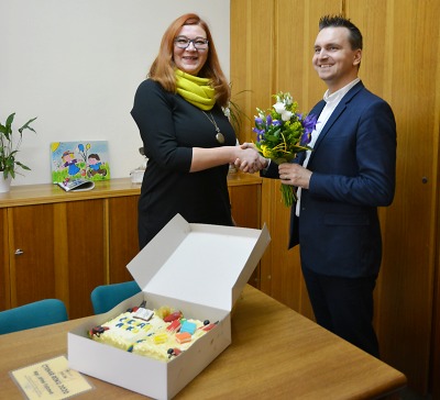 Náměstek Mánek předal cenu jabloneckému Čtenáři roku 2020