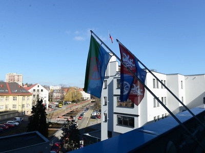 Liberecký kraj vyvěsil romskou vlajku