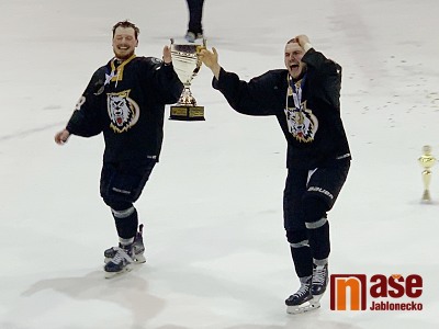 Autor foto:Rudolf Kožený VIDEO: Titul v krajské lize získali hokejisté HC Vlci Jablonec