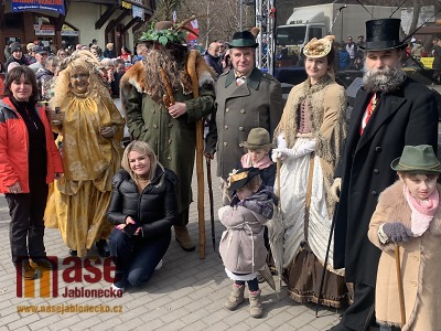 Obrazem: Jak Krakonoš přivítal v Harrachově jaro