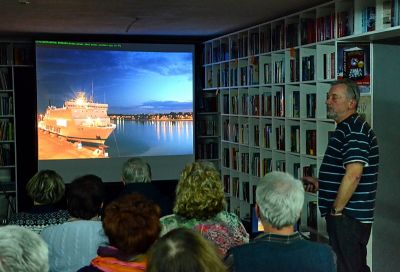 Obrazem: Křest dvou cestopisných knih Jana Krásy