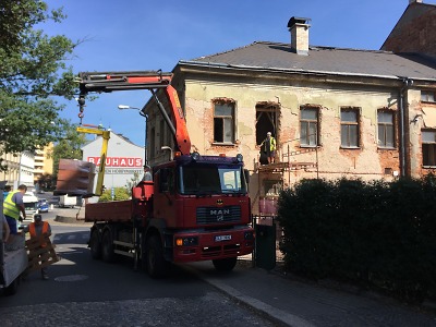 Rekonstrukce centra Kruháč v Jablonci běží podle plánu