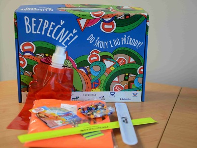 Prvňáčci dostanou od Libereckého kraje oblíbené kufříky