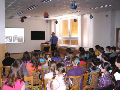 Jablonečtí páťáci se seznámili s kyberšikanou
