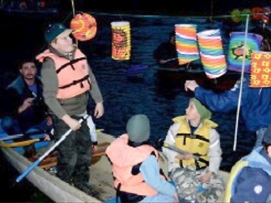 Skautská lampiónová plavba rozzáří Libereckou přehradu