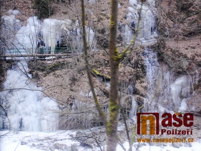 Obrazem: Mráz vykouzlil ledopád na Riegrově stezce