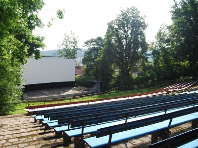 Bondovkou Skyfall zahájí v pátek provoz jabloneckého letního kina