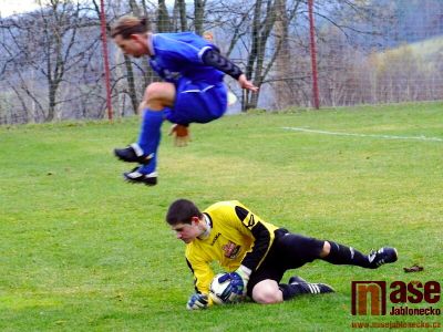 Vedoucí trojice na čele B třídy opět vítězně