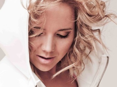 Lucie Vondráčková přiveze své hity i do Turnova