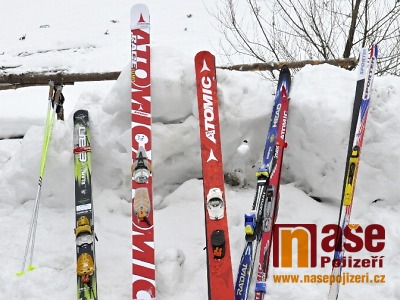 Policie hledá lyžaře, který po střetu s dalším lyžařem v Rokytnici ujel