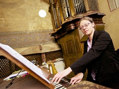 Prince Bajaju, varhany i hudbu z Burkiny Faso nabízí Město plné tónů