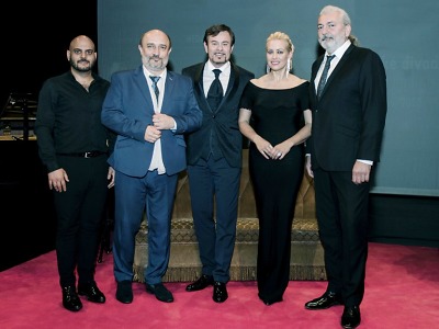 Autor foto:Martin Kubišta Mátlová, Hůlka a Chmelo se prozpívali ke standingu