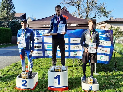Lukáš Daněk získal premiérový titul v letní severské kombinaci