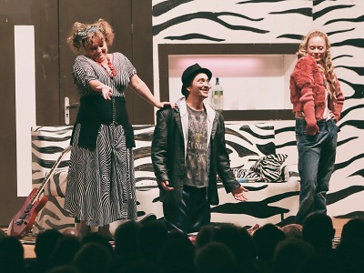 Sedmihorské léto odstartovalo tříhodinovým hereckým happeningem