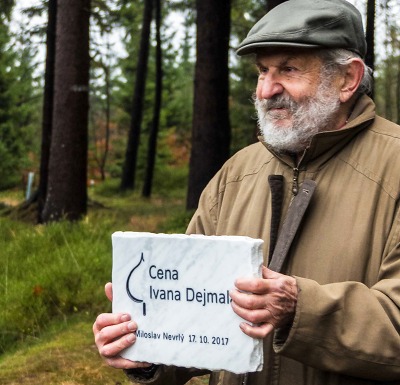 Autor foto:Jakub Trsek/ Nadace Ivana Dejmala Miloslav Nevrlý obdržel Cenu Ivana Dejmala