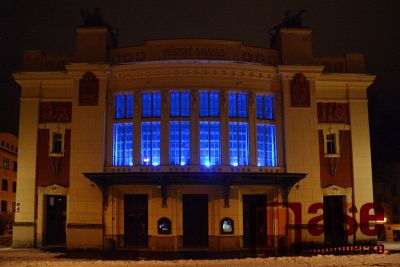 Jablonec se zapojil do kampaně Česko svítí modře