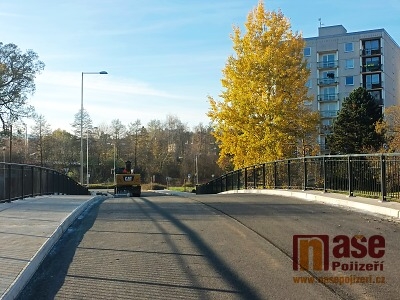 FOTO: Stavba semilského mostu v Jatecké ulici jde do finále